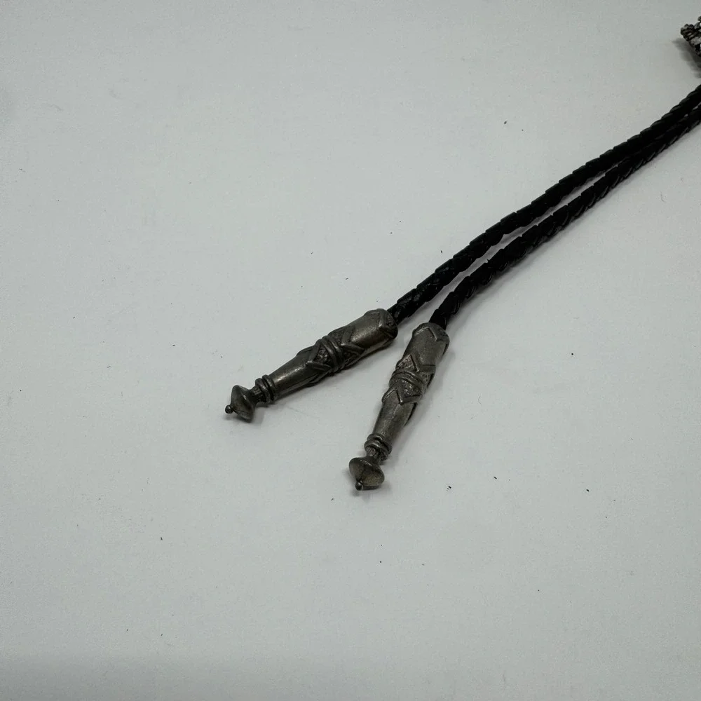 Vintage Pewter Wolf‎ Bolo Tie Western Unisex Braided EJC 96 Signed